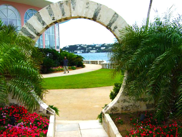 Moon Gate Bermuda Hamilton